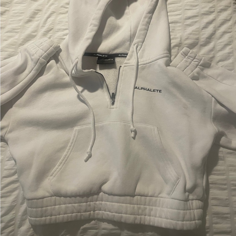 Alphalete Cropped Sweater